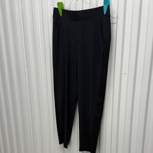Athleta Black Slim Tapered Pants – Size 4 Lightweight Stretch Everyday/Travel